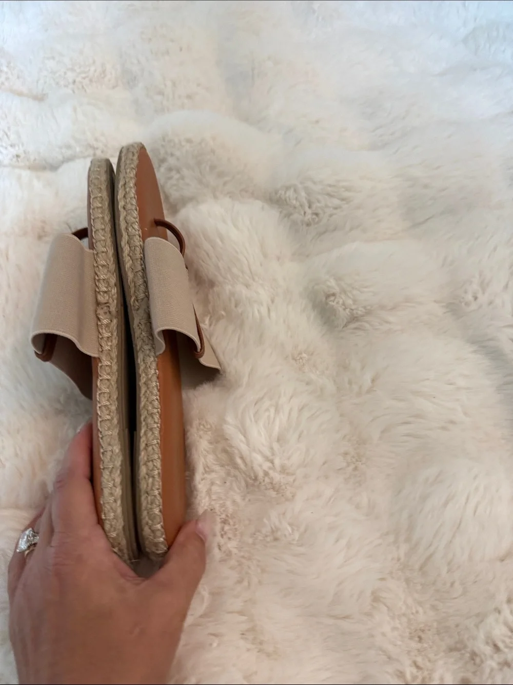 Tommy Bahama Tara  Beige Wide-Band Toe-Loop Sandals with Brown Footbed